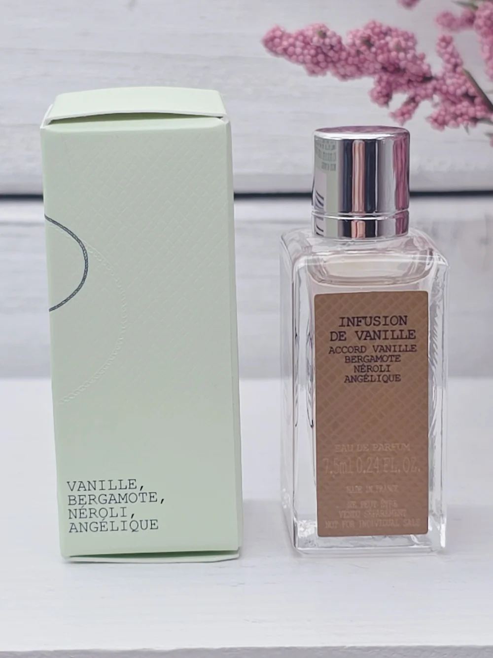 Prada Infusion de Vanille Eau de Parfum - Picture 2 of 9